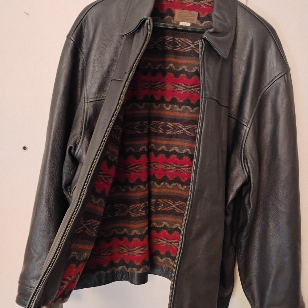 Vintage 90's Pendleton Leather Jacket - image 8